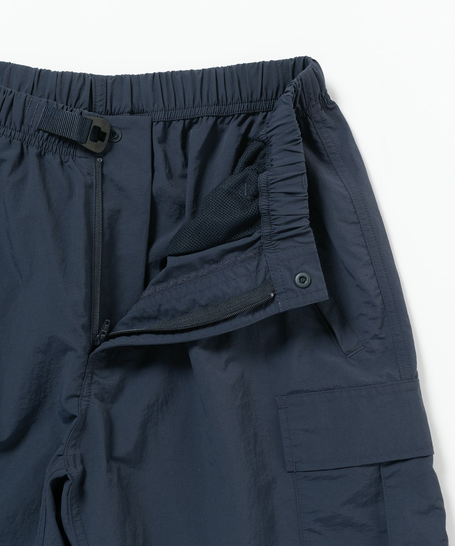 ナイロンエクスプローラーカーゴショーツ｜NYLON EXPLORER CARGO SHORT