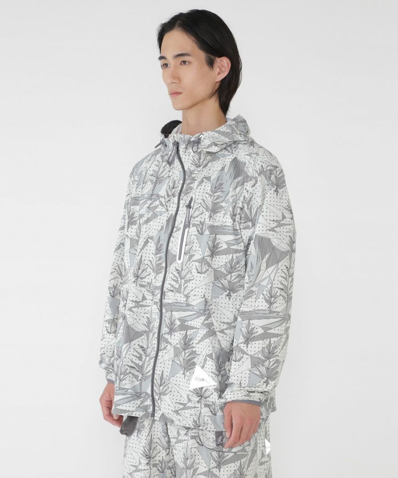 ブラッシュドナイロンジャケット｜BRUSHED NYLON JACKET
